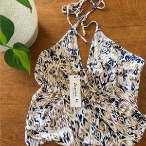 Veronica M. Los Angeles Halter Cami top SEXY summer shirt Sz L stretchy tank top